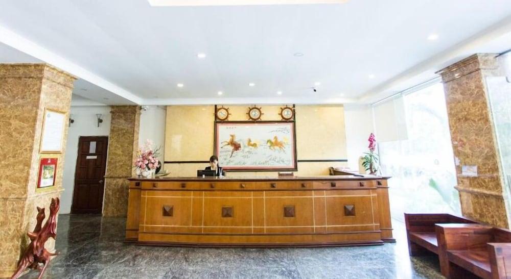 Hoang Yen Hotel 2 Quy Nhon Exterior photo
