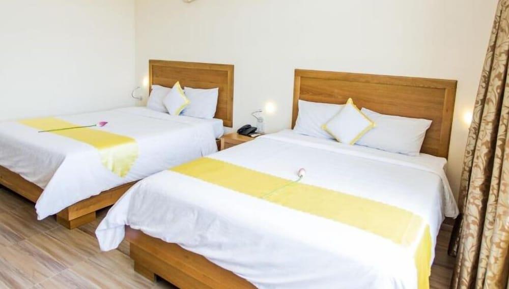Hoang Yen Hotel 2 Quy Nhon Exterior photo